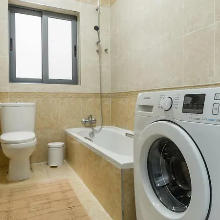 Lejlighed Qawra - Large Central 3 Bedroom